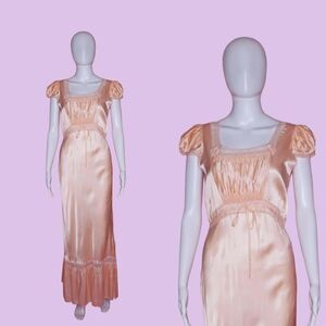 1930s-1940s Liquid Satin Silky LACE Trim Short Sleeve Maxi SLIP Dress. S-M AS IS